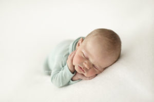 newborn posing and photography